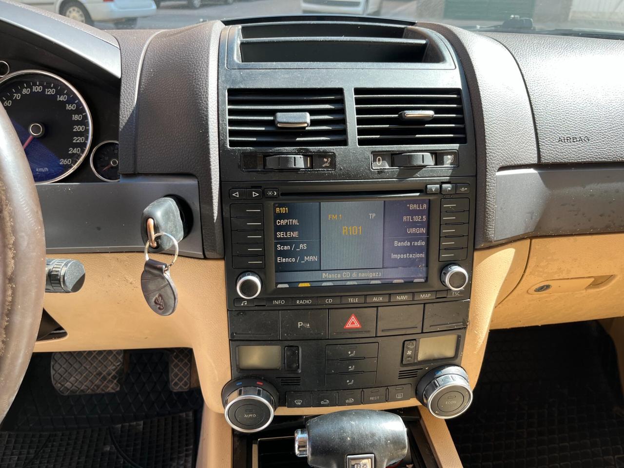 Volkswagen Touareg 2.5 R5 TDI Dpf Tiptronic Executive