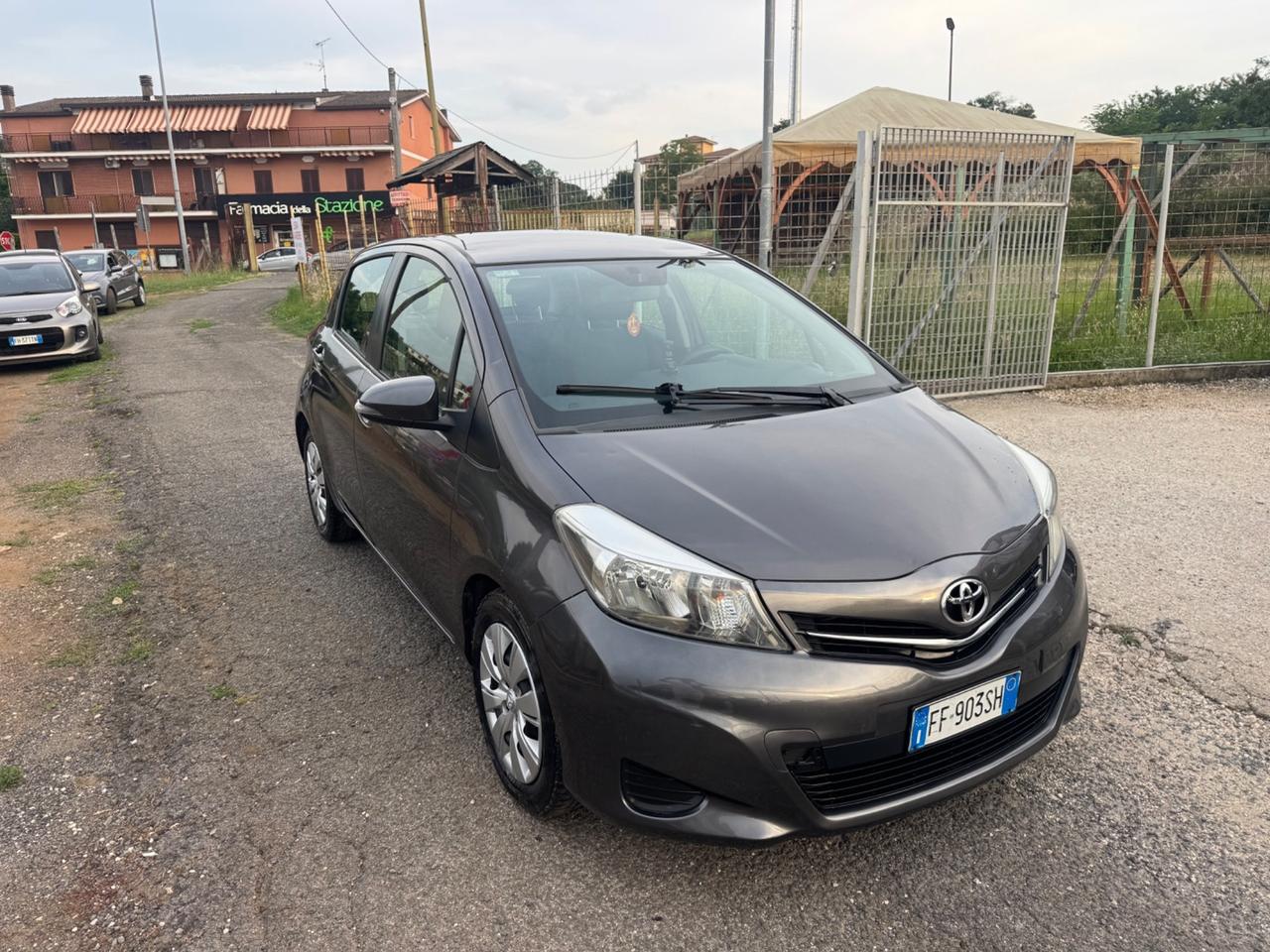 Toyota Yaris 1.4 D-4D 5 porte Lounge NEOPATENTATI