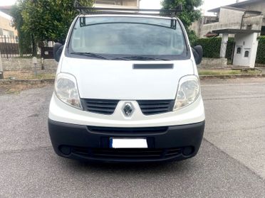 Renault Trafic T27 2.0 dCi/115 PC-TN Furgone Generique