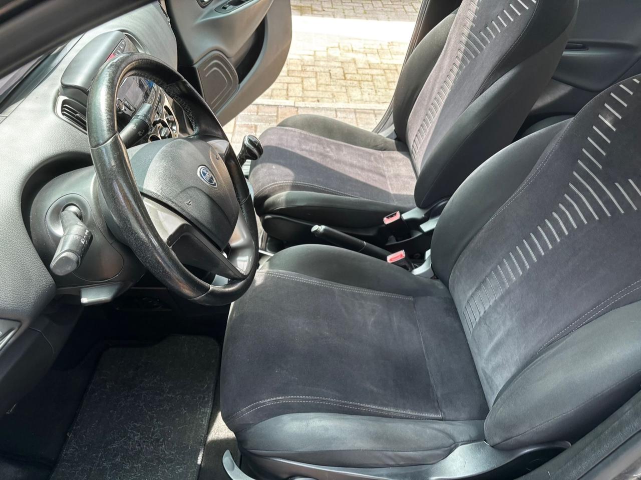 Lancia Ypsilon 1.3 MJT 16V 95 CV 5 porte S&S Platinum PERMUTABILE