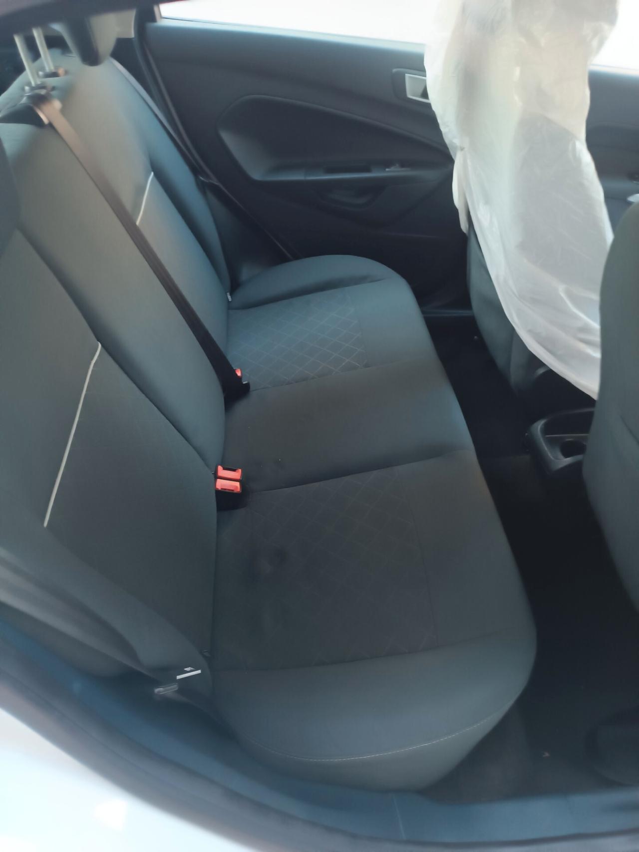 Ford Fiesta Ikon 1.4 TDCi 70CV 5 porte