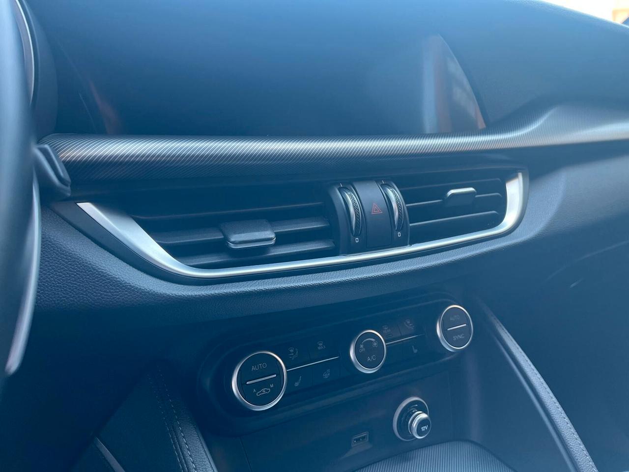 Alfa Romeo Stelvio 2.2 210 CV AT8 Q4 Veloce