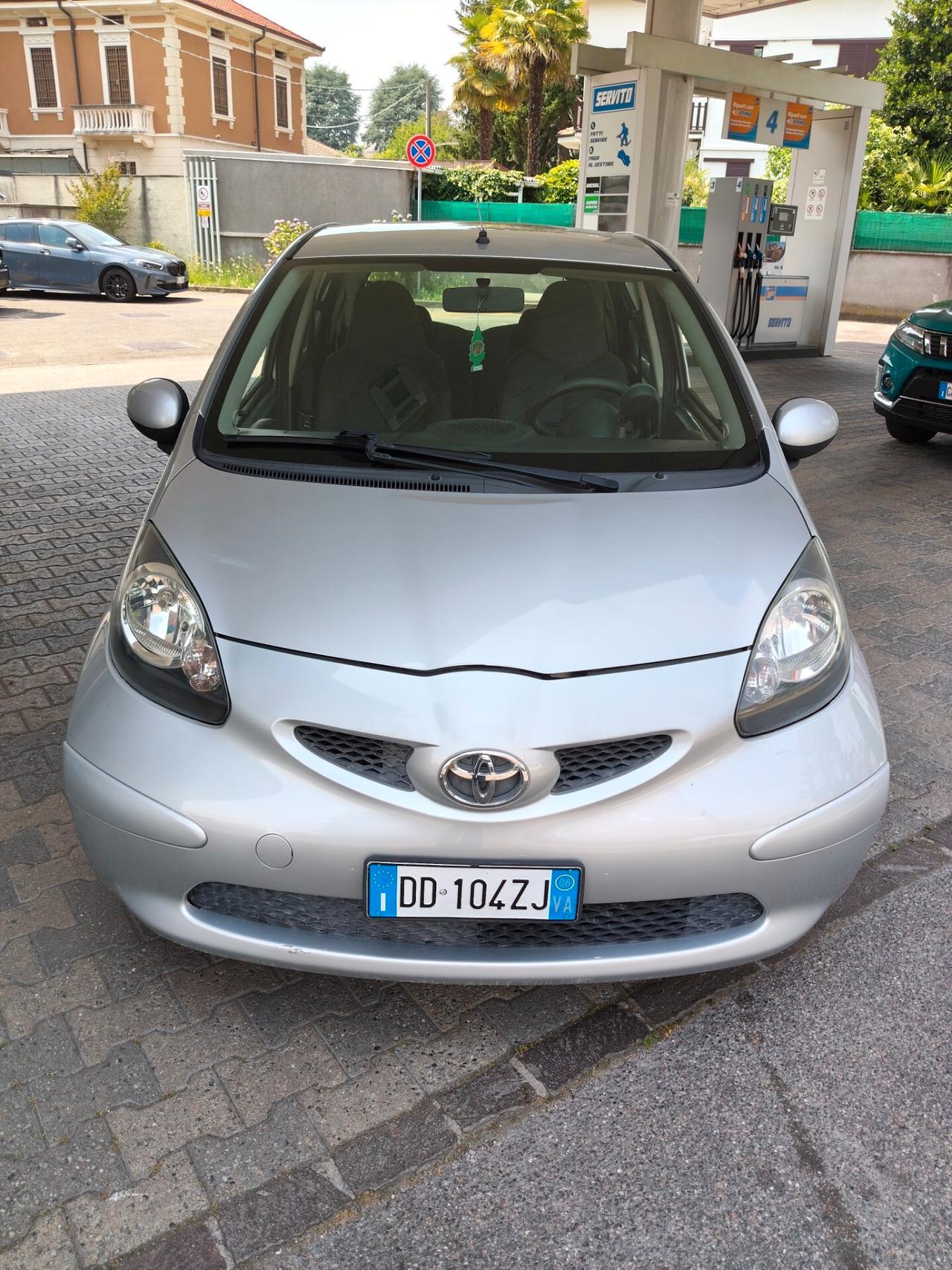 Toyota Aygo Benzina 1.0 12V VVT-i 5 porte Sol Perfetta ok Neopatentati