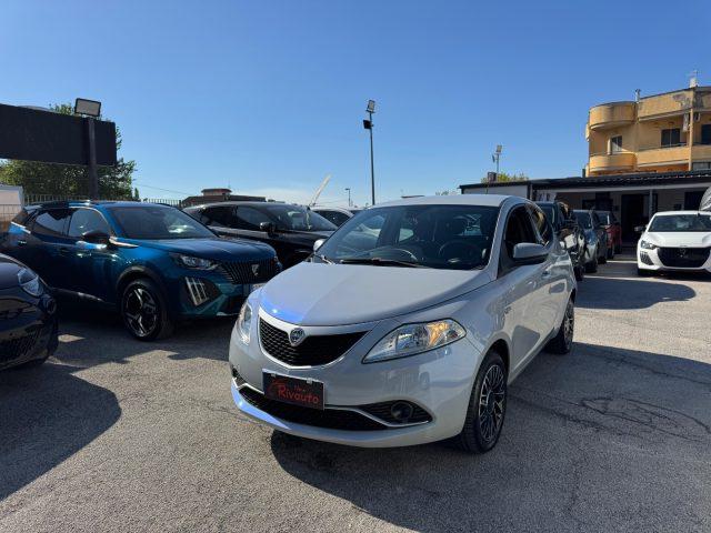 LANCIA Ypsilon 1.2 69 CV 5 porte MYA