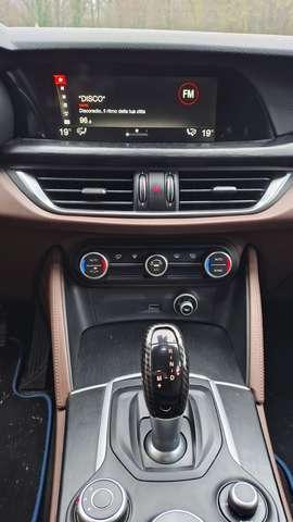 Alfa Romeo Stelvio Stelvio 2017 2.0 t Executive Q4 200cv auto
