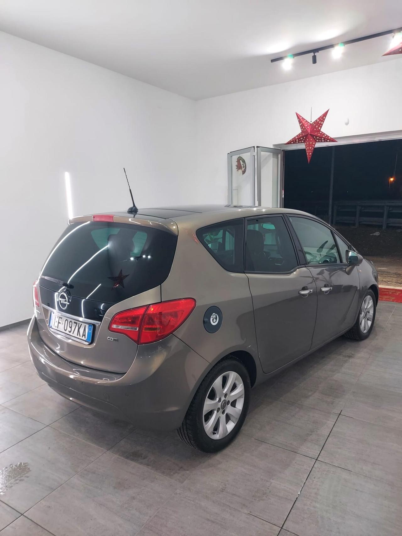 Opel Meriva 1.7 CDTI aut. B-COLOR PANORAMIC