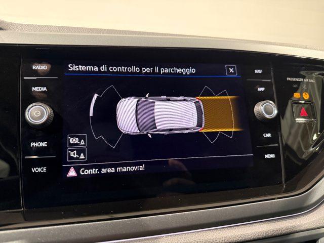 VOLKSWAGEN Polo 1.0 TSI R-Line NEOPATENTATI / PREZZO REALE