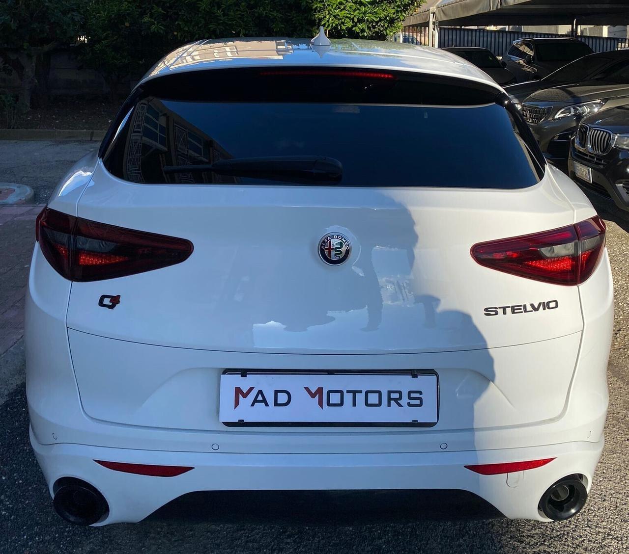 Alfa Romeo Stelvio 2.2 Turbodiesel 210 CV AT8 Q4 V