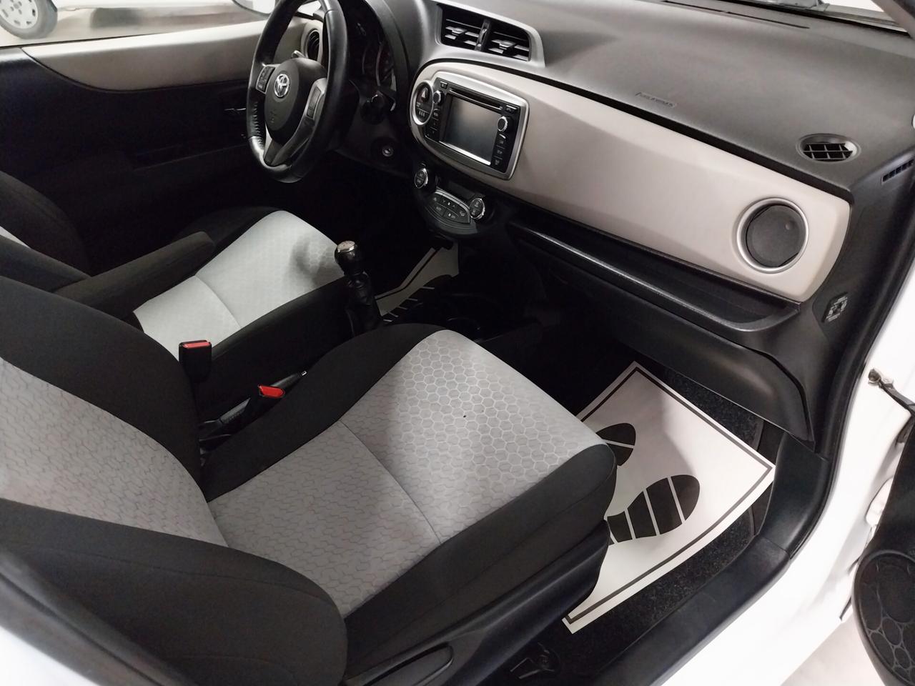 Toyota Yaris 1.4 D - 4 Lounge - ok neopatentati