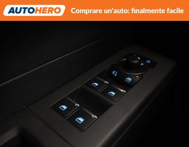 FORD Tourneo Courier 1.0 EcoBoost Titanium