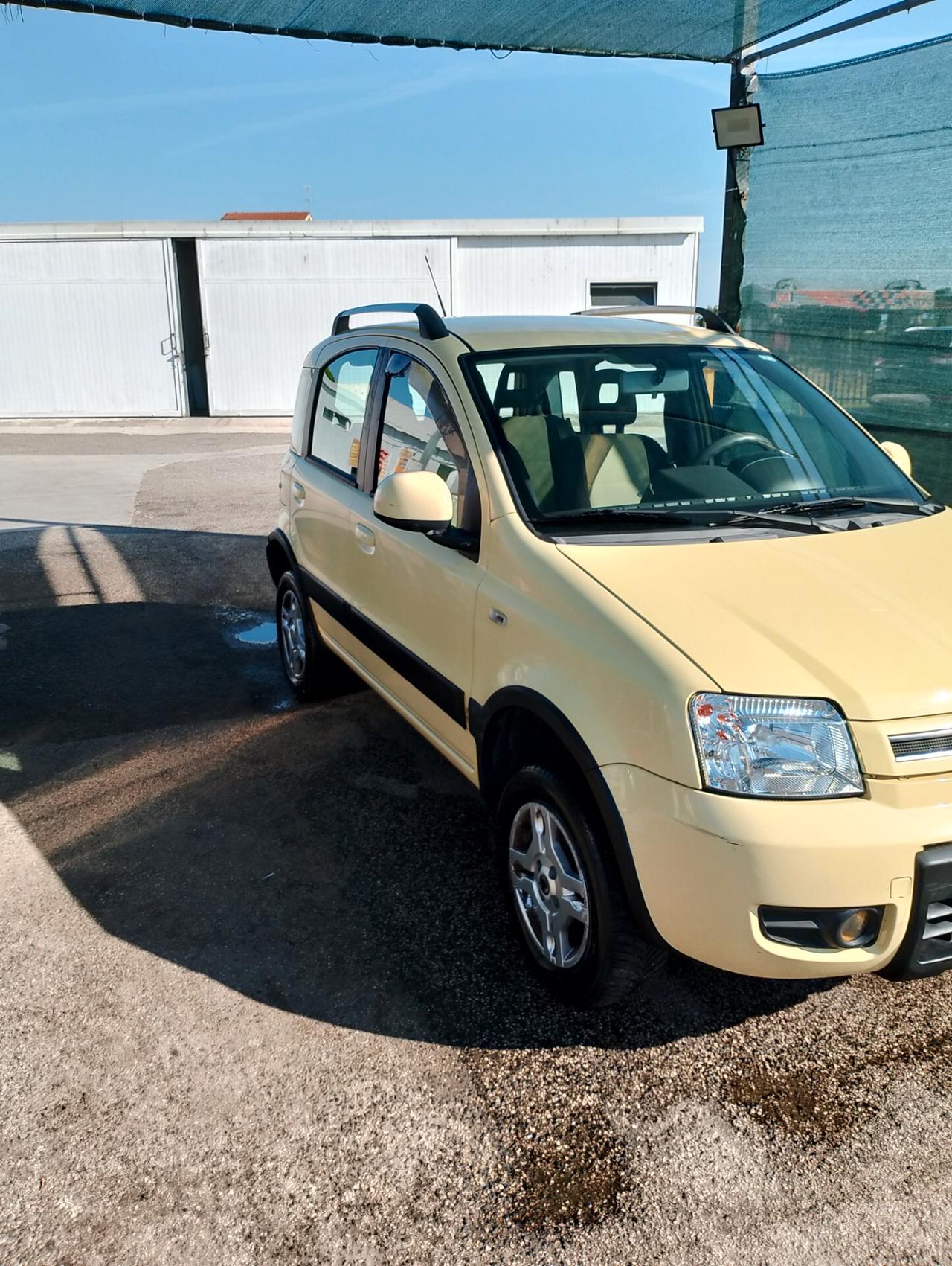Fiat Panda 1.3 MJT 16V 4x4 Climbing