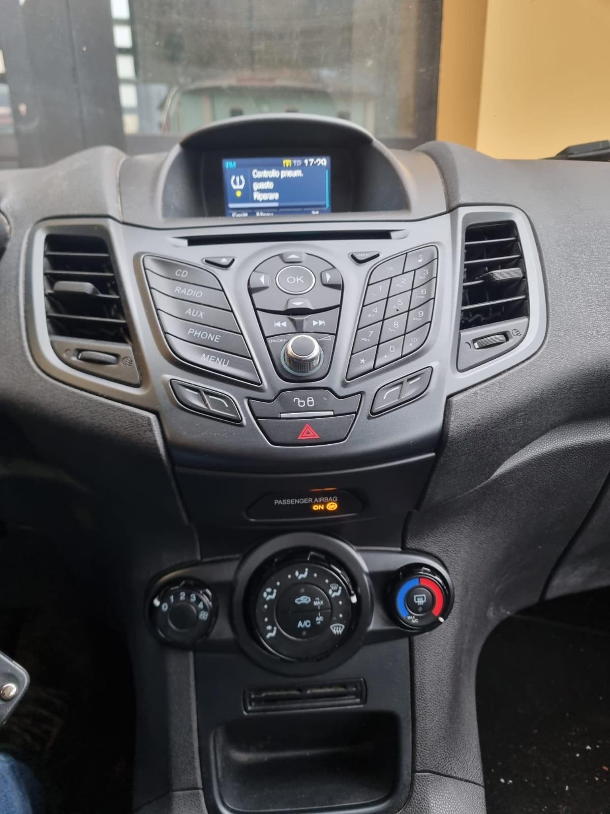 Ford Fiesta 1.4 5 porte Bz.- GPL Business
