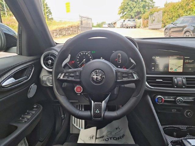 ALFA ROMEO Giulia 2.9 V6 Bi-Turbo AT8 Quadrifoglio