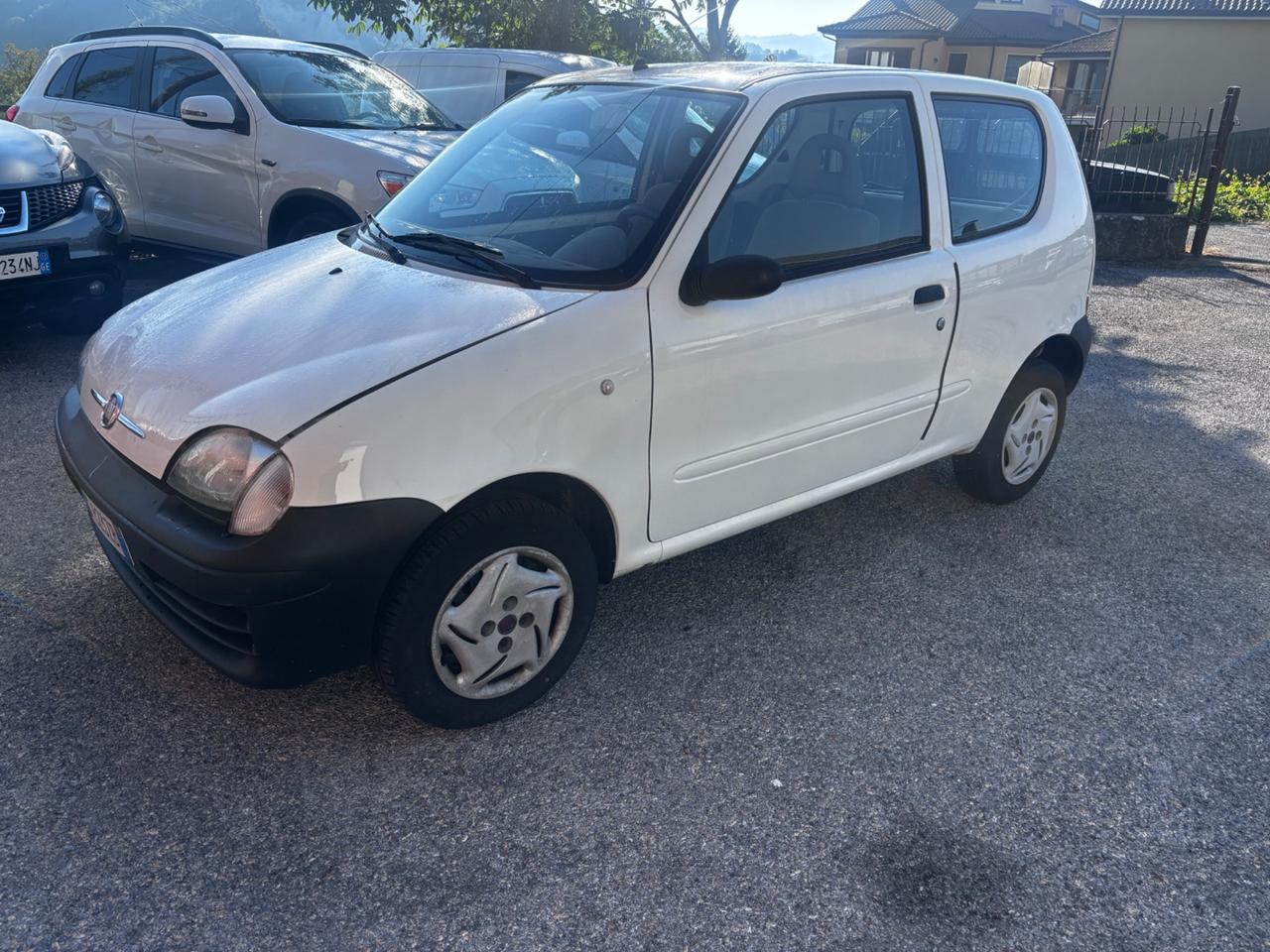 Fiat 600 1.1 Active