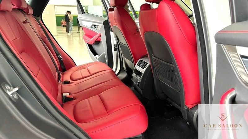 Jaguar F-Pace 2.0 D 204 CV AWD aut. R-Dynamic SE