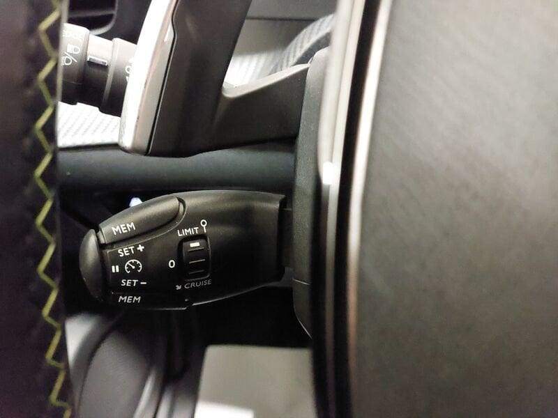 Peugeot 2008 2008 BlueHDi 130 S&S EAT8 GT