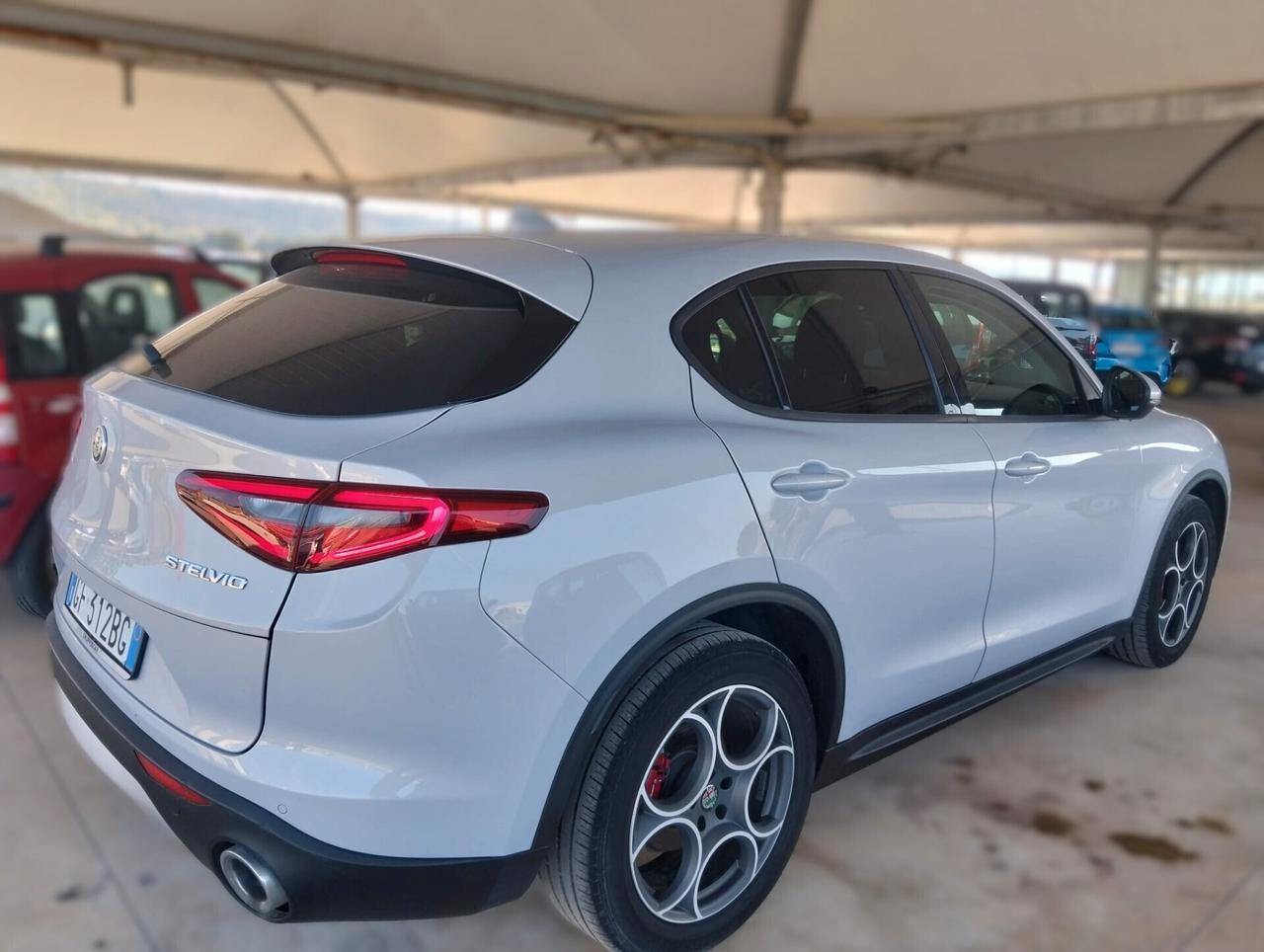 Alfa Romeo Stelvio 2.2 190 CV Q4 2021