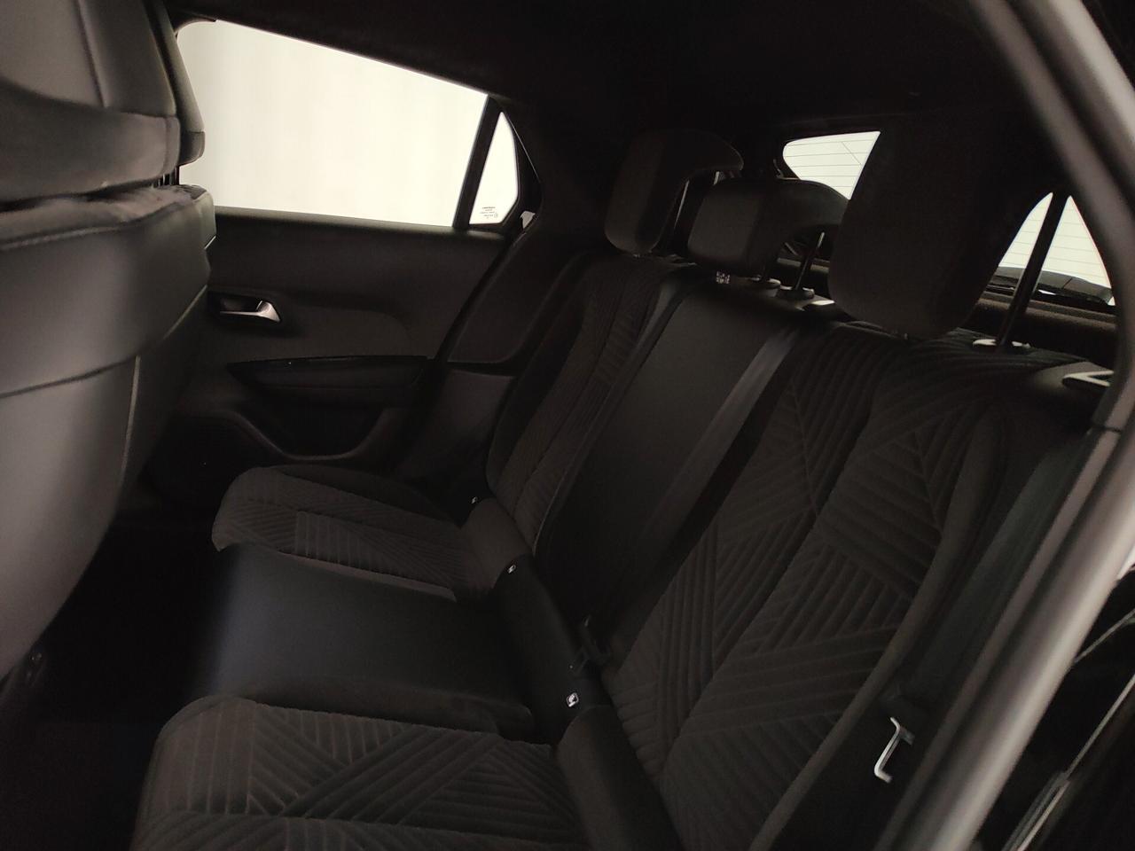 Lancia Ypsilon Hybrid e-DCT LX