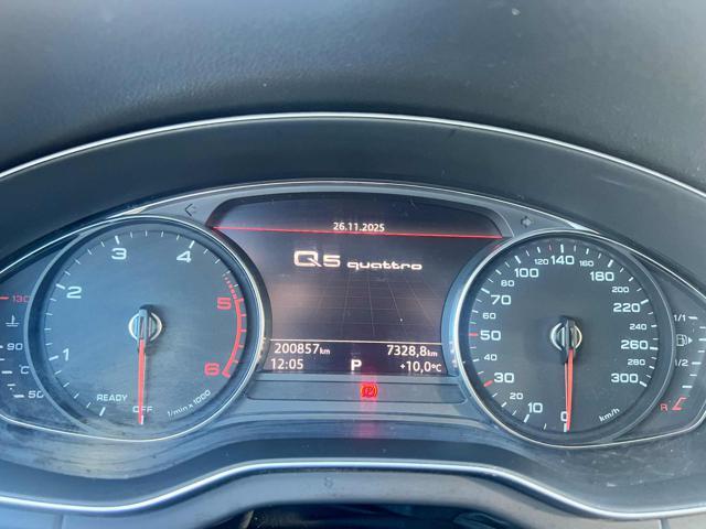 AUDI Q5 2.0 TDI quattro S tronic S line plus