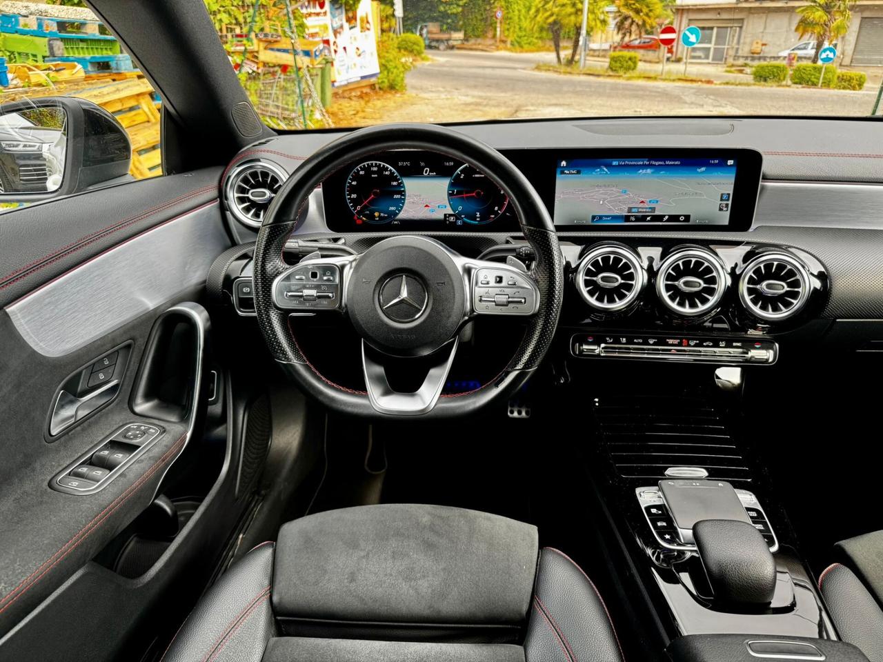 Mercedes-benz CLA 200 d Premium Amg Night edition