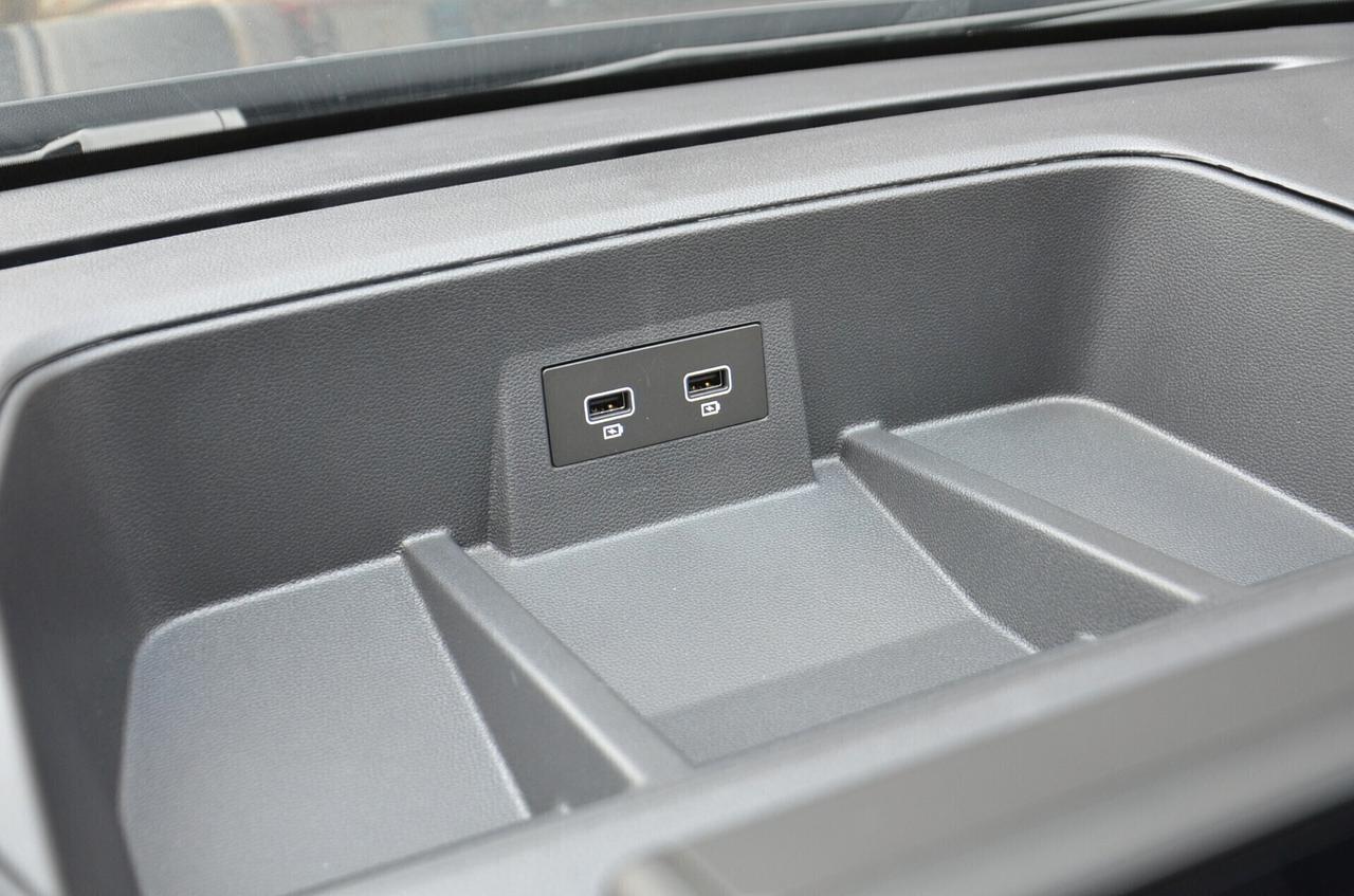 Nissan Primastar 2.0 dCi 150CV PL-TN Bus N-Connecta NOLEGGIO