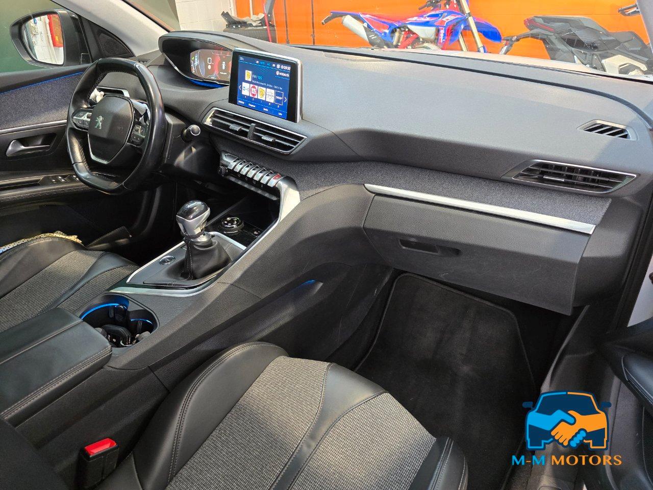 Peugeot 3008 3008 1.2 puretech t Allure s&s 130cv