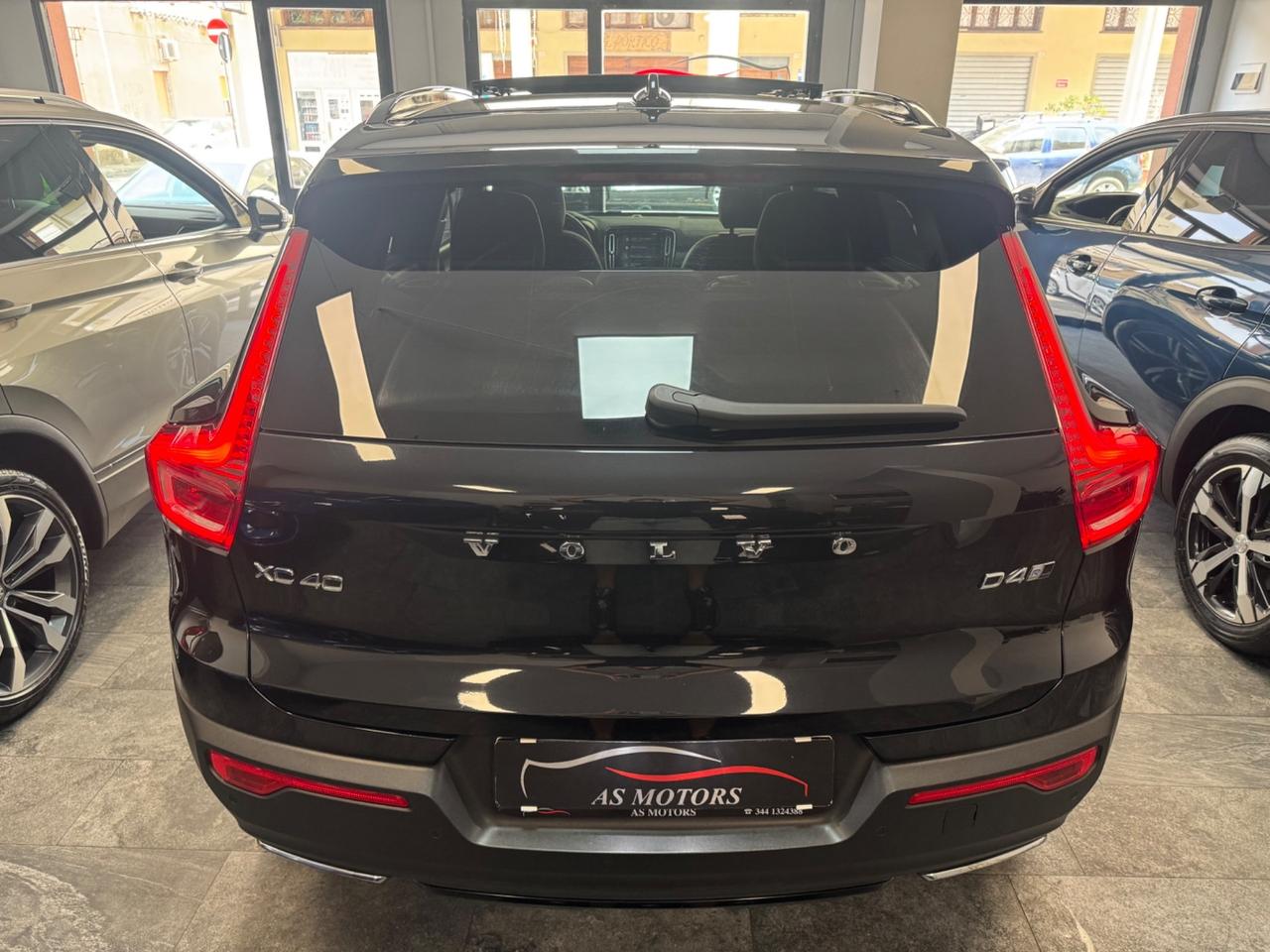 Volvo XC40 D4 2.0 190 Cv AWD R-design Tetto apribile
