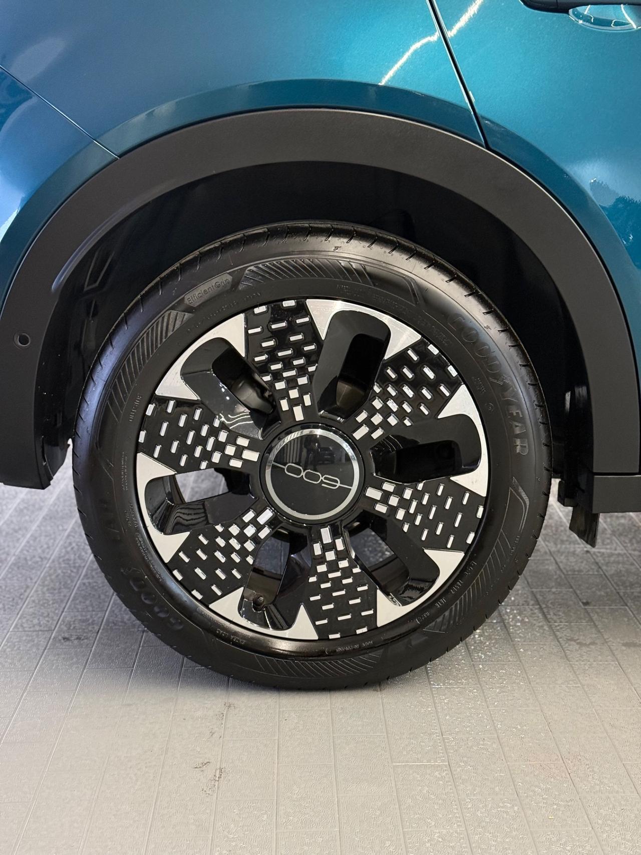 Fiat 600 Hybrid 100 CV DCT MHEV La Prima