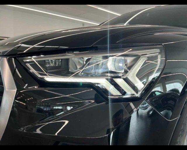 AUDI Q3 II 2018 35 2.0 tdi S line edition s-tronic