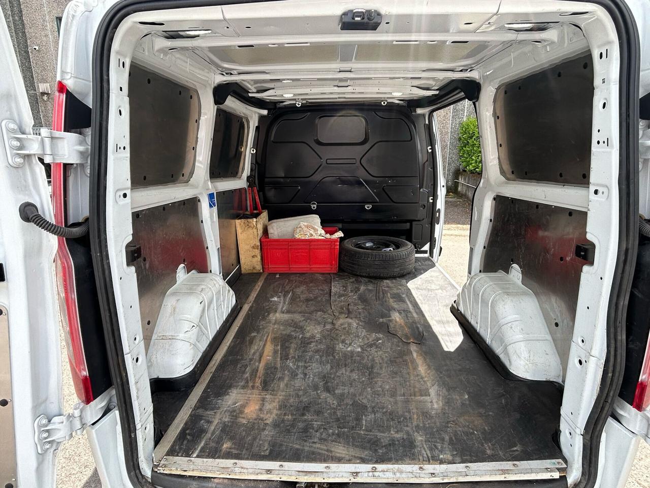 Ford Transit Custom - ANCHE PER NEOPATENTATI