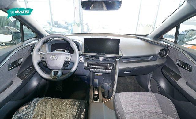 TOYOTA C-HR 1.8 HV Trend