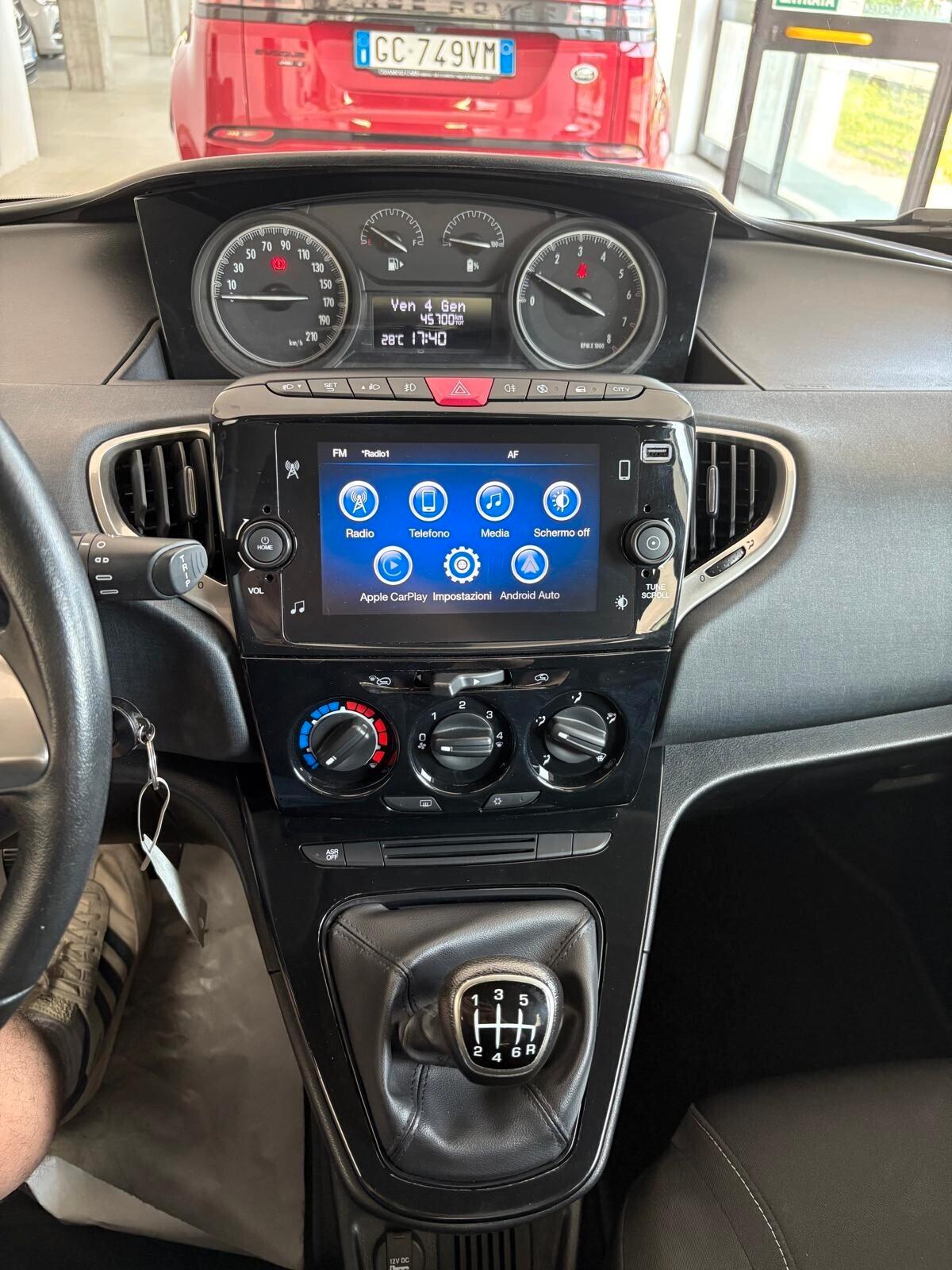 Lancia Ypsilon LANCIA YPSILON 1.0 HYBRID GOLD S