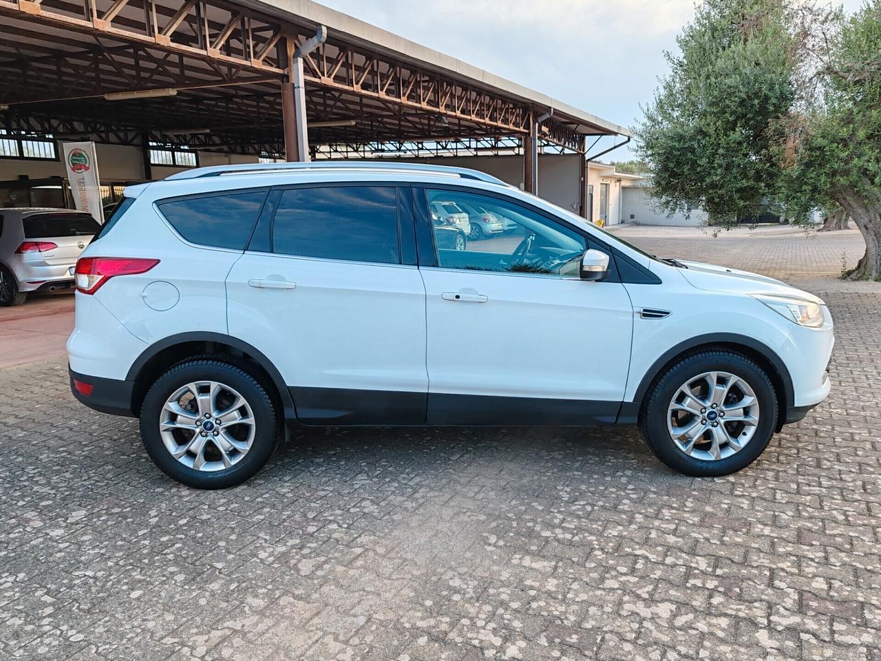 Ford Kuga 2.0 TDCI 140 CV Titanium - NAVI/PELLE