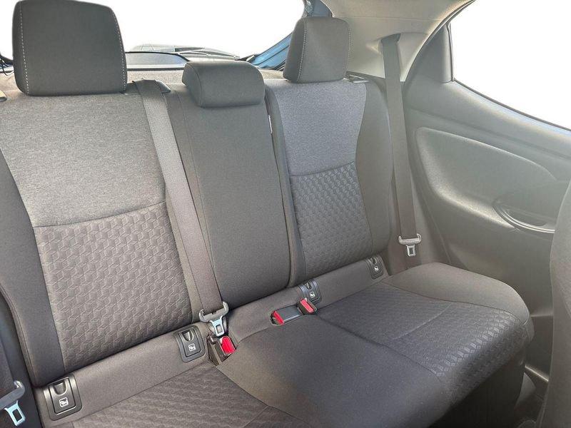Toyota Yaris Hybrid Trend MY22
