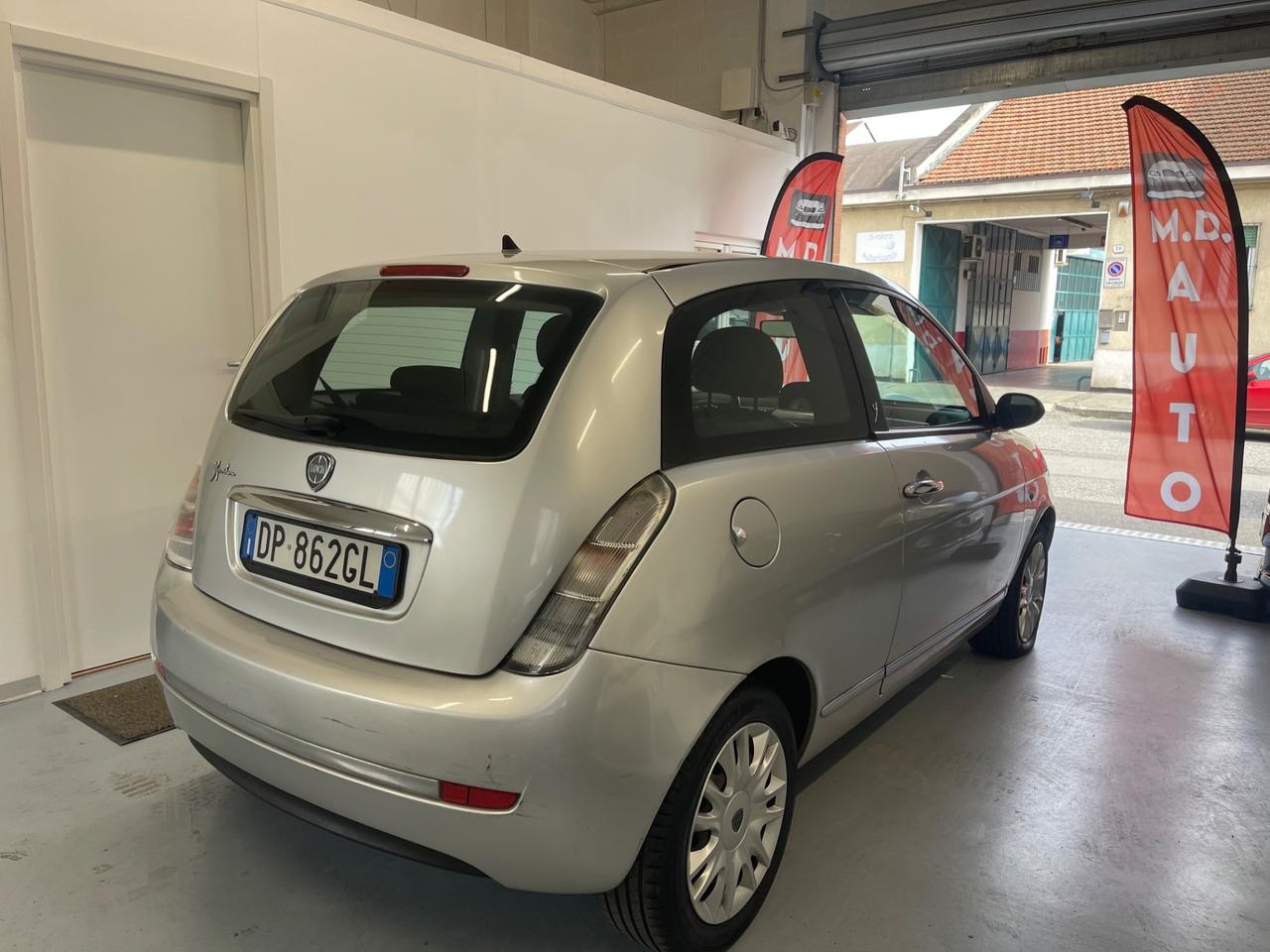 Lancia Ypsilon 1.2 Argento