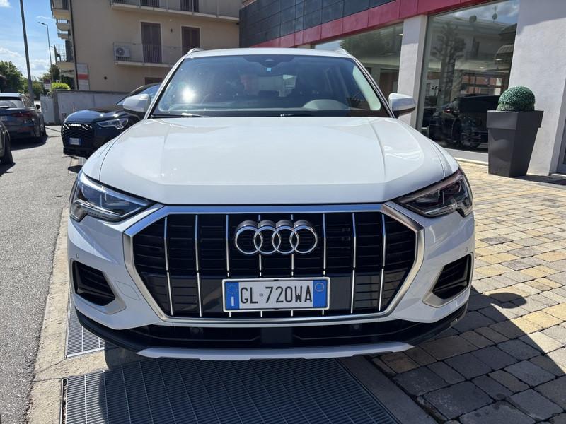 Audi Q3 35 1.5 tfsi mhev Business Advanced s-tronic
