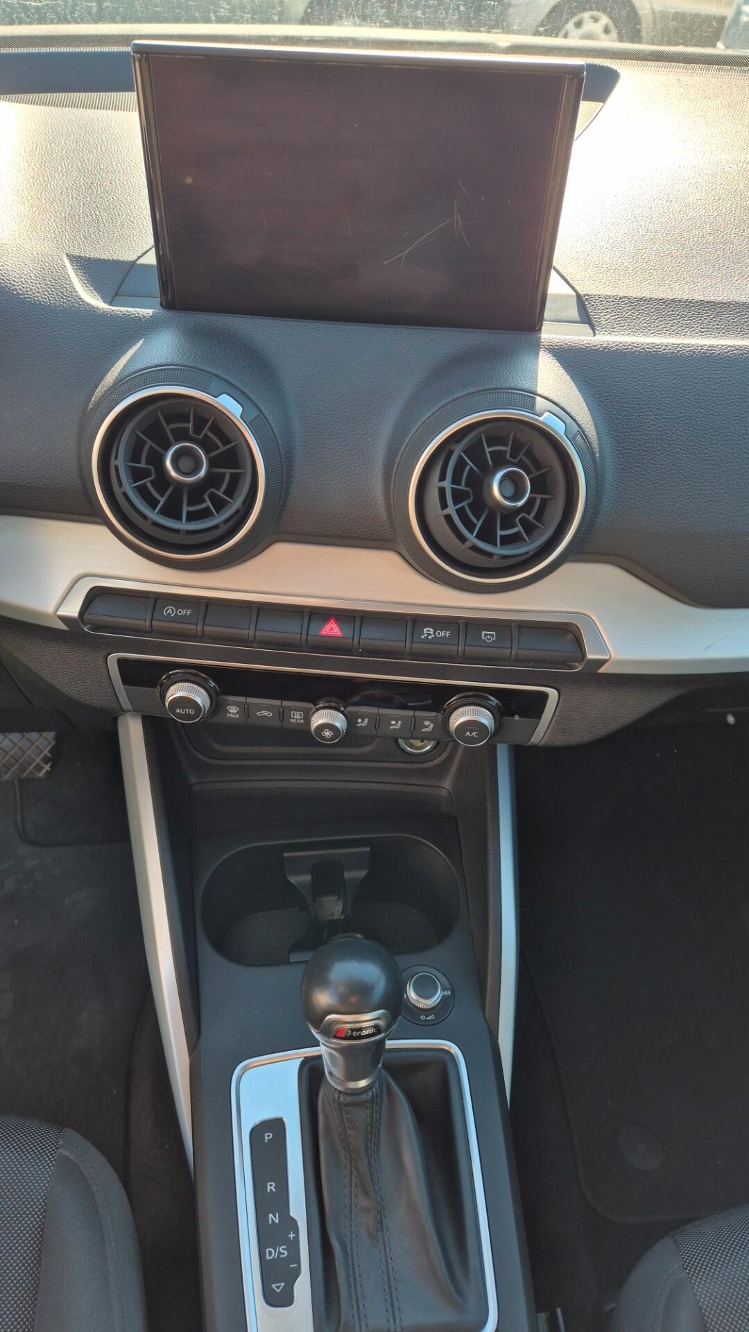 Audi Q2 35 TDI quattro S tronic Admired