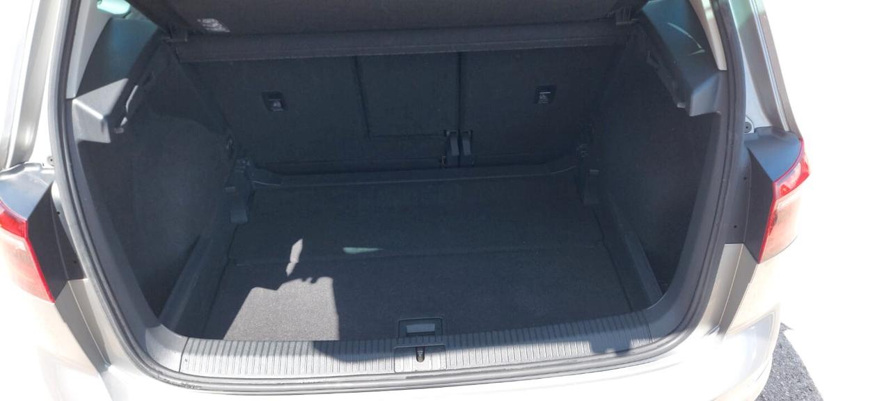 Golf Sportsvan 1.6 TDI 110CV DSG Highline BlueMotion Tech.