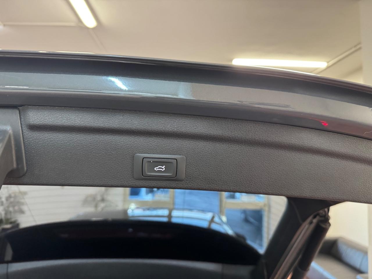 AUDI Q3 SPB 35 TDI S TRONIC IDENTITY BLACK - MY21