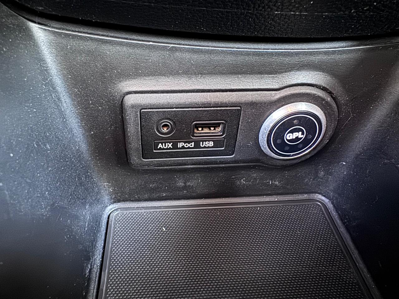 Hyundai iX20 1.4 GPL 90 CV neopaten garanzia 12 mesi