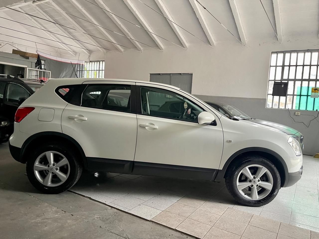 Nissan Qashqai 2.0 dCi DPF Tekna