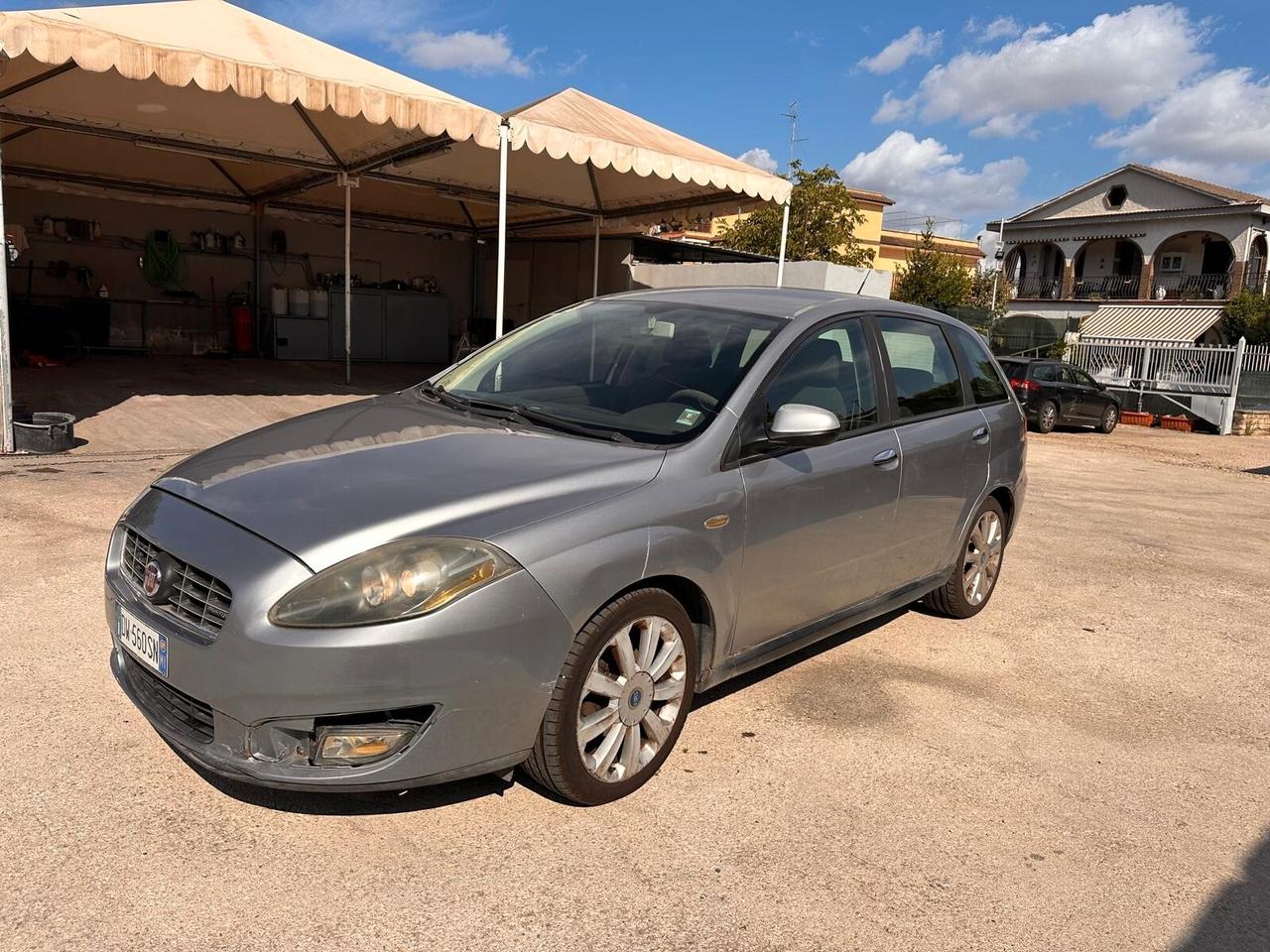 Fiat Croma 1.9 Multijet Emotion