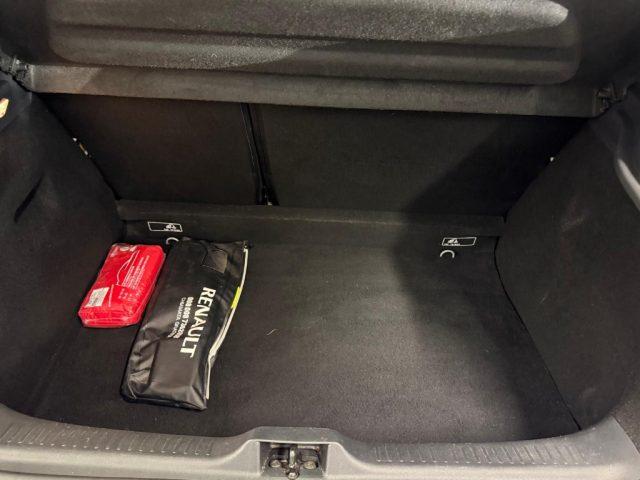 RENAULT Clio 1.2 75CV 5 porte Zen