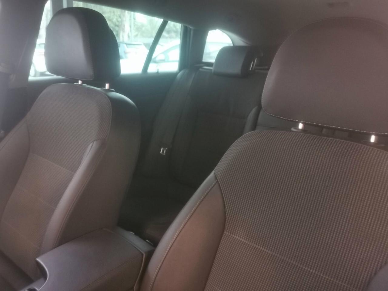 Opel Insignia 2.0 CDTI Sports Tourer aut. Cosmo 2010
