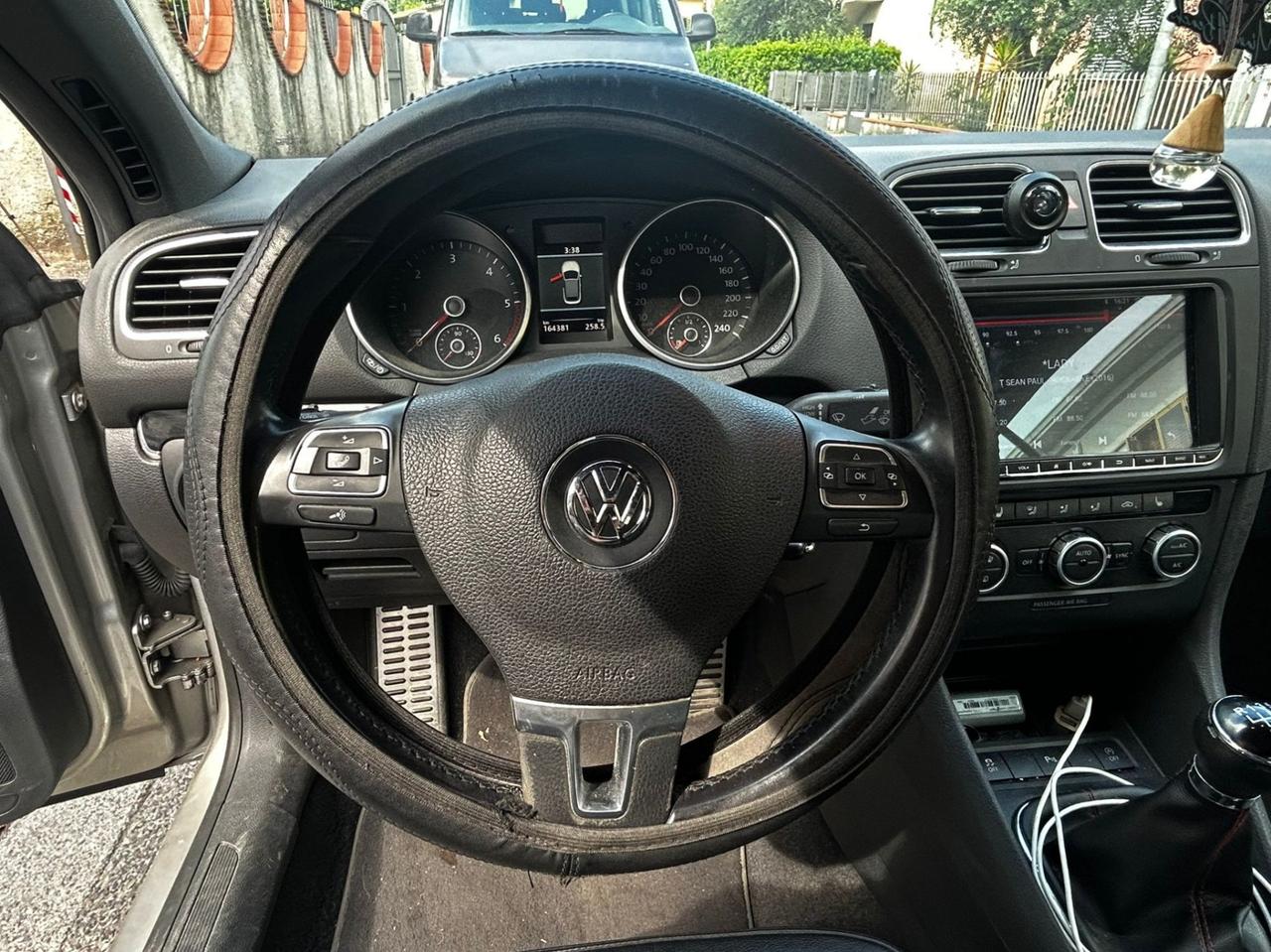 Volkswagen Golf Cabriolet 2.OTDI 140CVBLUEMOTION