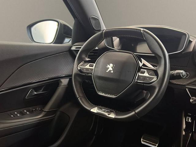 PEUGEOT 2008 motore elettrico 136 CV GT TETTO APRIBILE