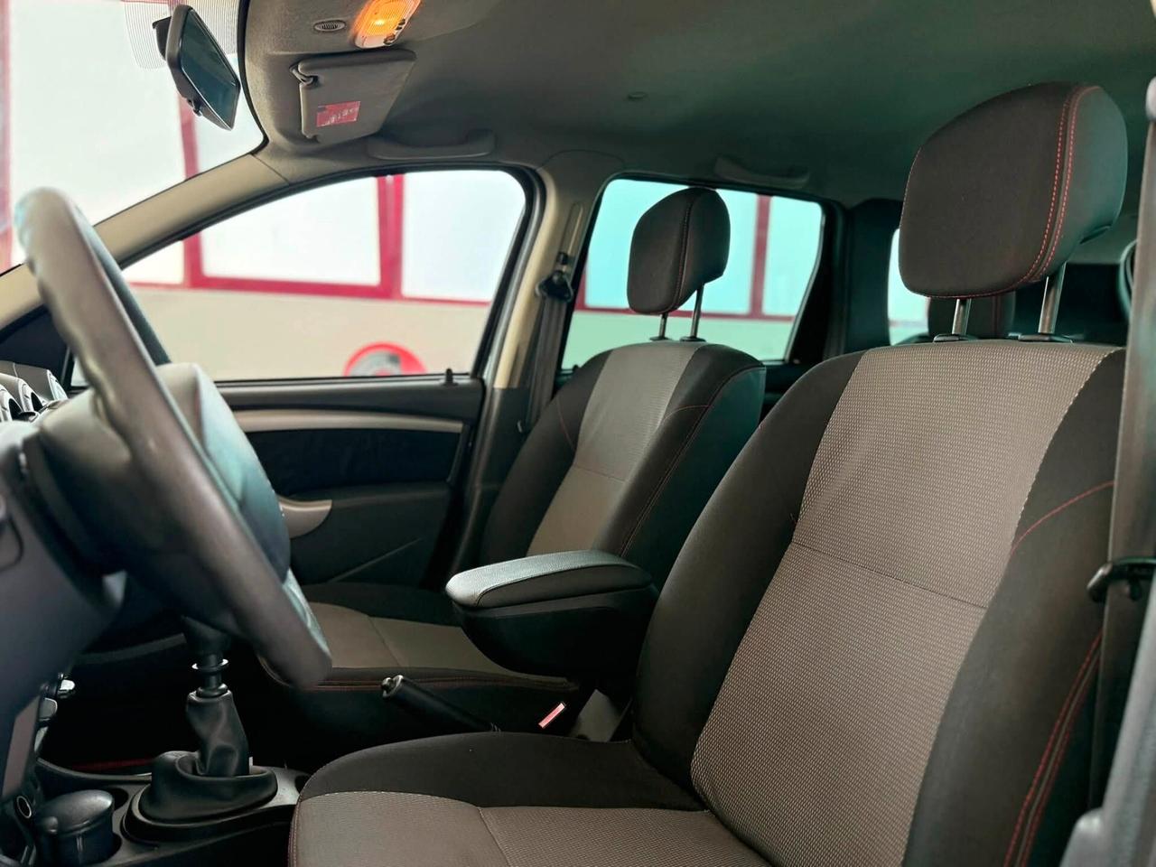 Dacia Duster 1.5 dci 110cv Prestige 2013