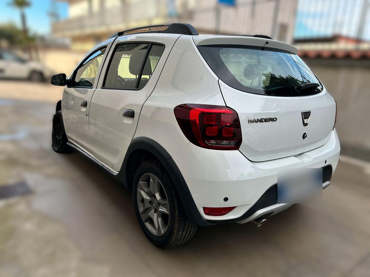 Dacia Sandero Stepway 1.0 GPL 100CV - 2020 Incidentata