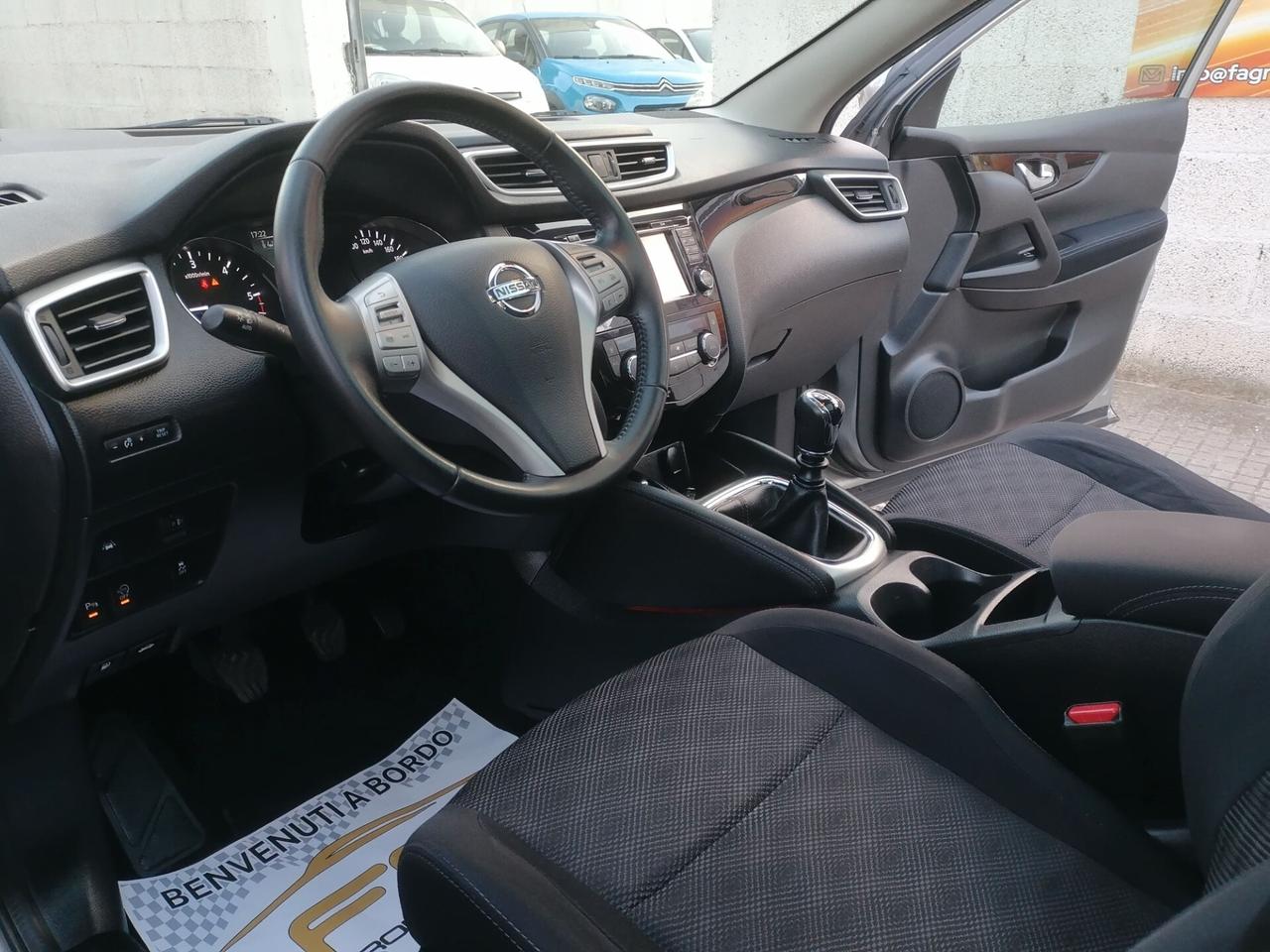 Nissan Qashqai 1.5 dCi NAVI CAMERE360 TETTO - 2016