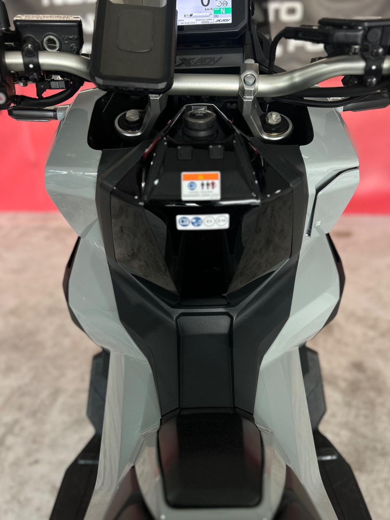 Honda X-ADV 750